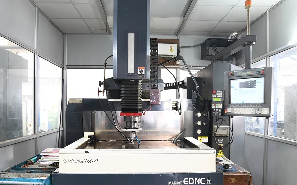 Spark Erosion Machine